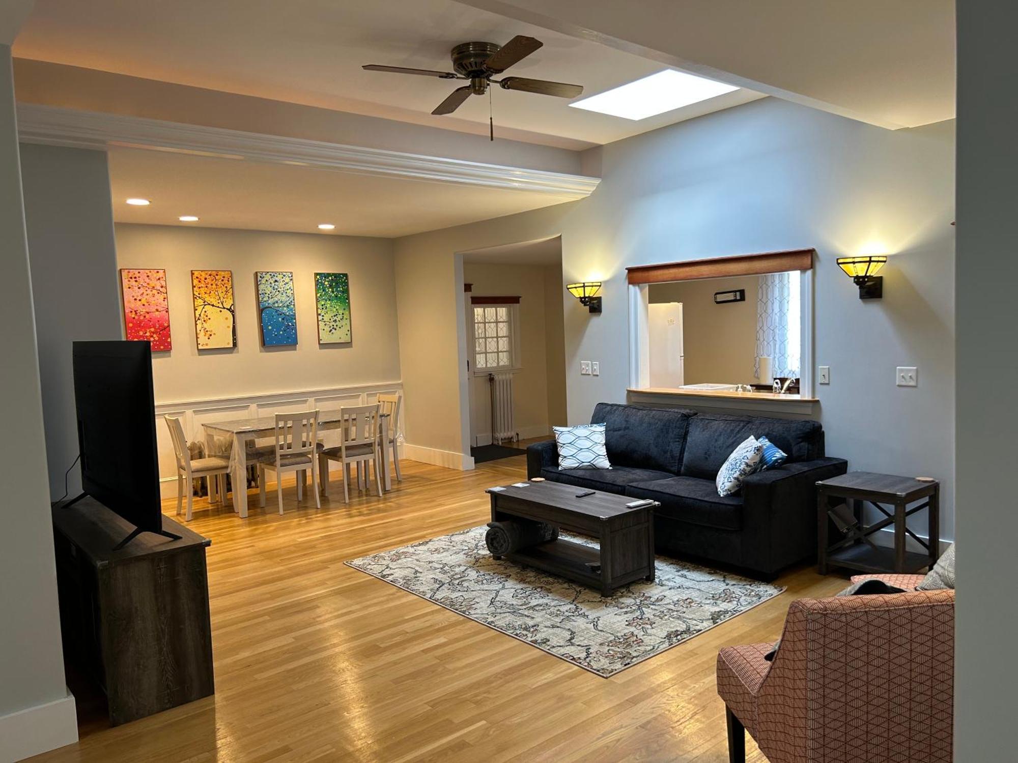 Spacious Medford Gem Extérieur photo